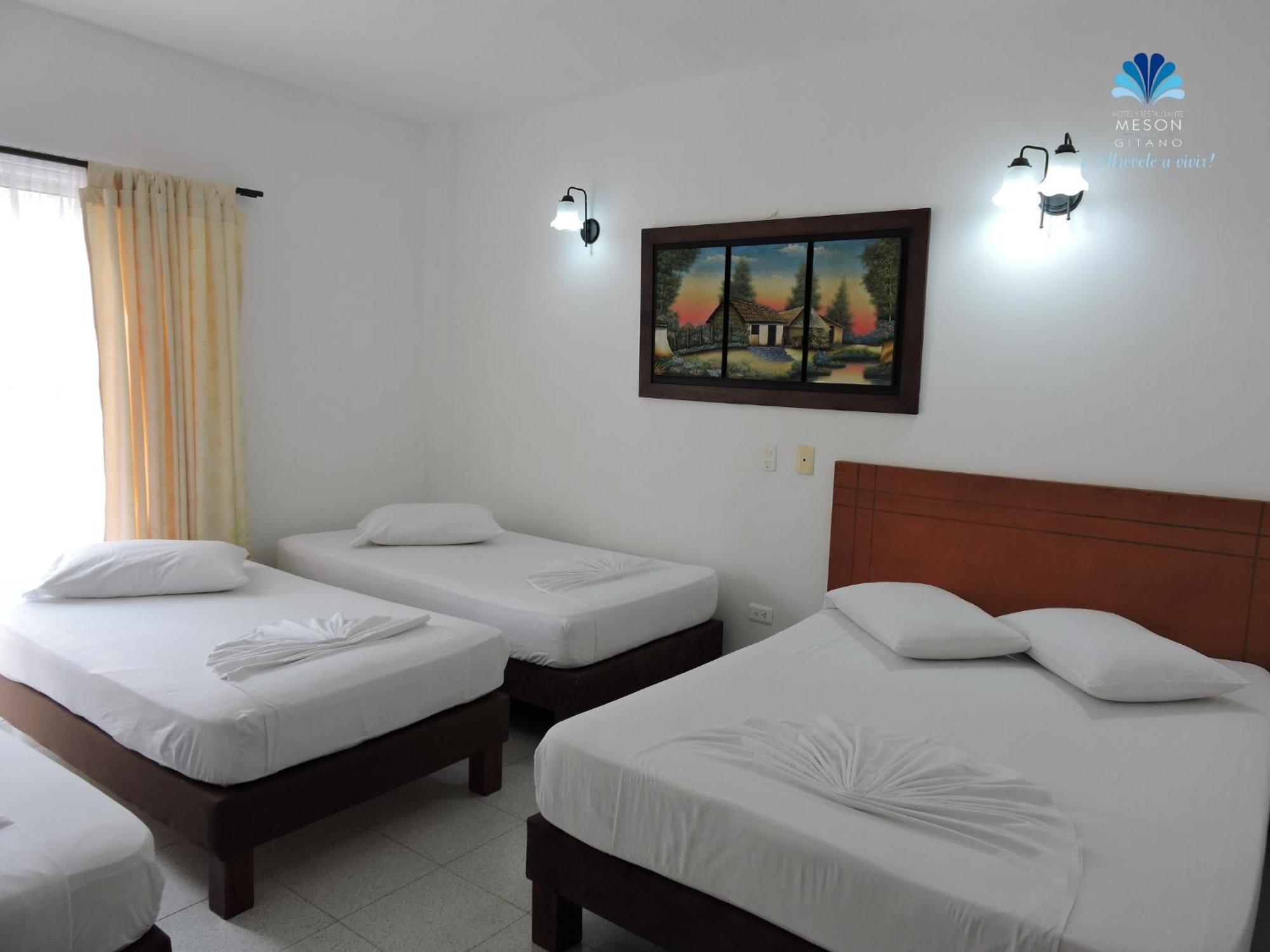 Hotel Y Restaurante Meson Del Gitano Caucasia Ruang foto